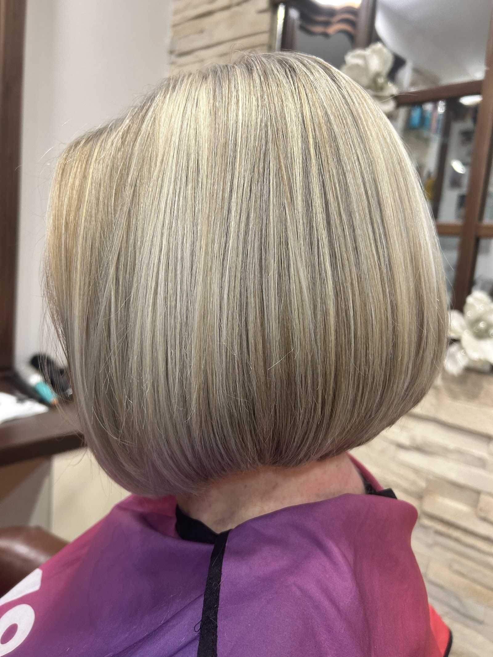 SALON DIAMAD STYLE