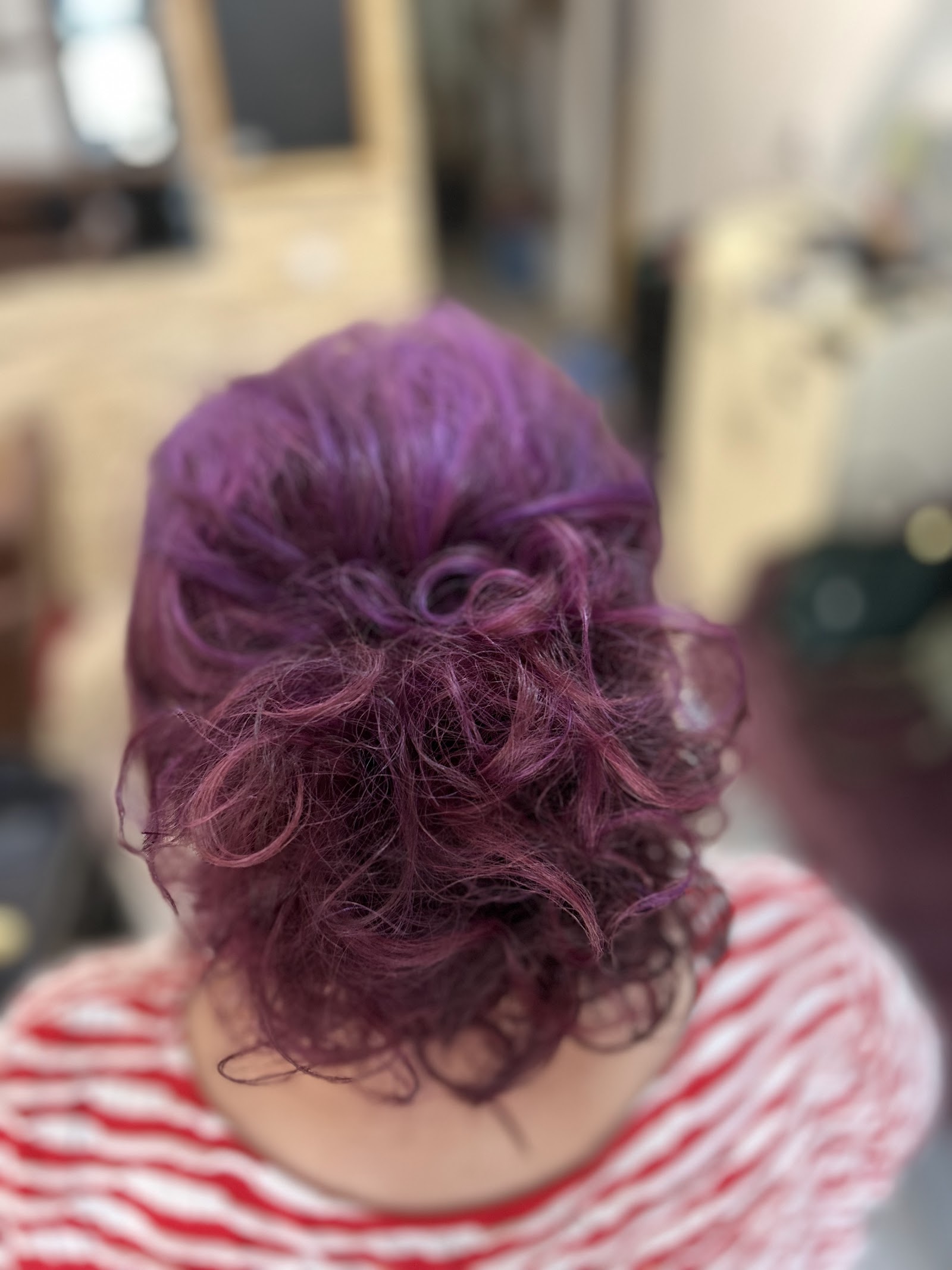 SALON DIAMAD STYLE
