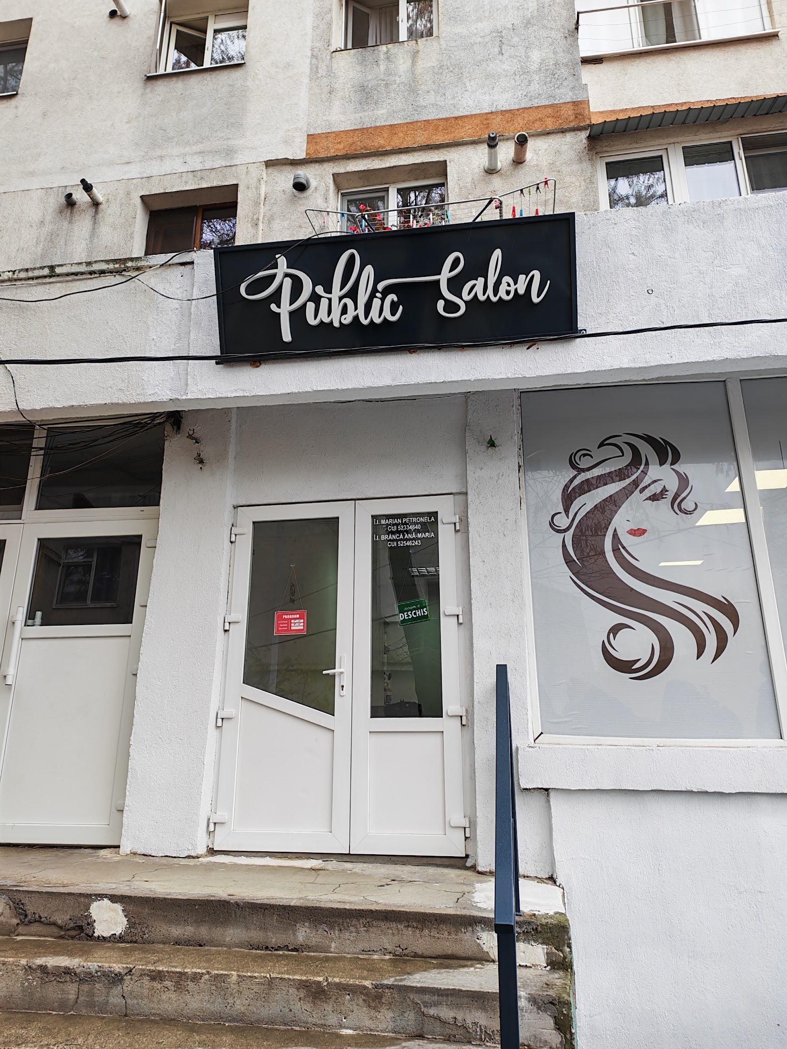 Public Salon