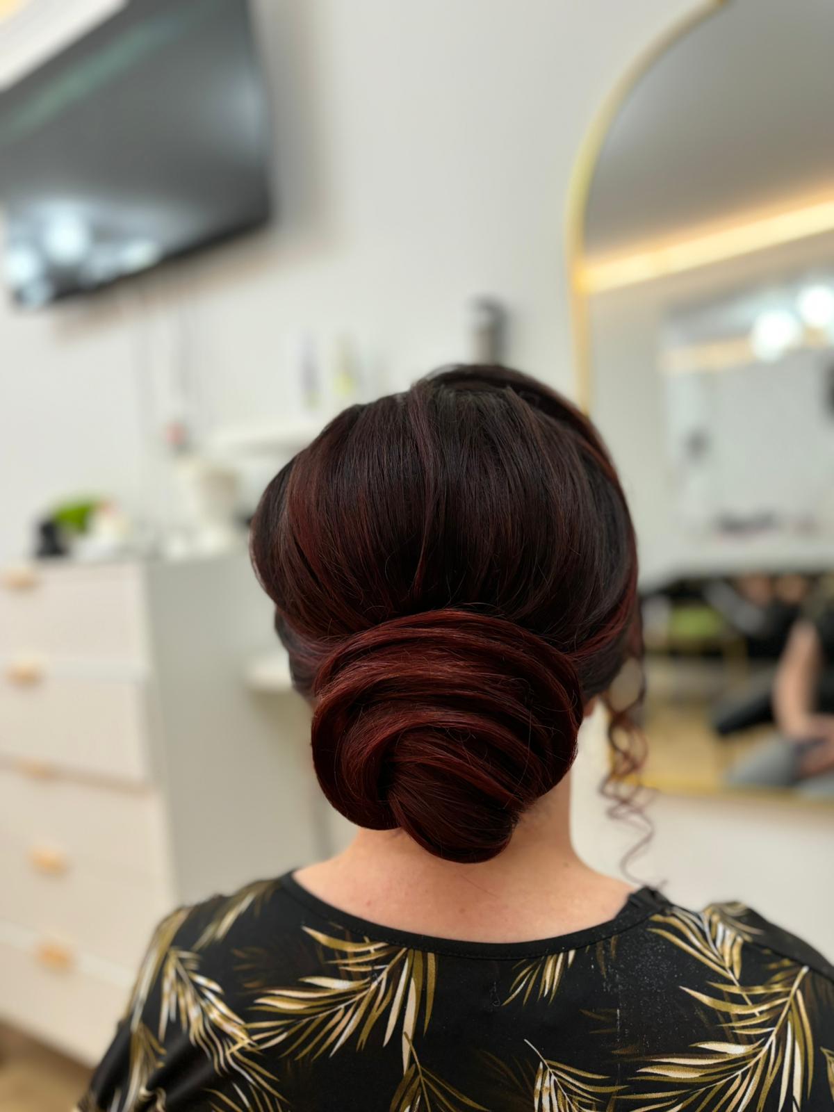 Ladies' Allure