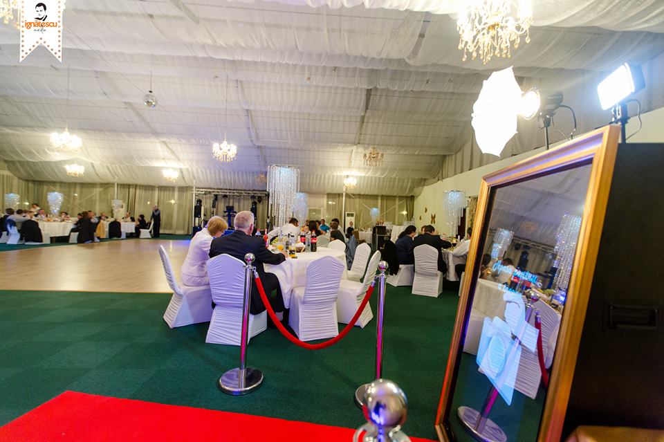 Oglinda Fotografică