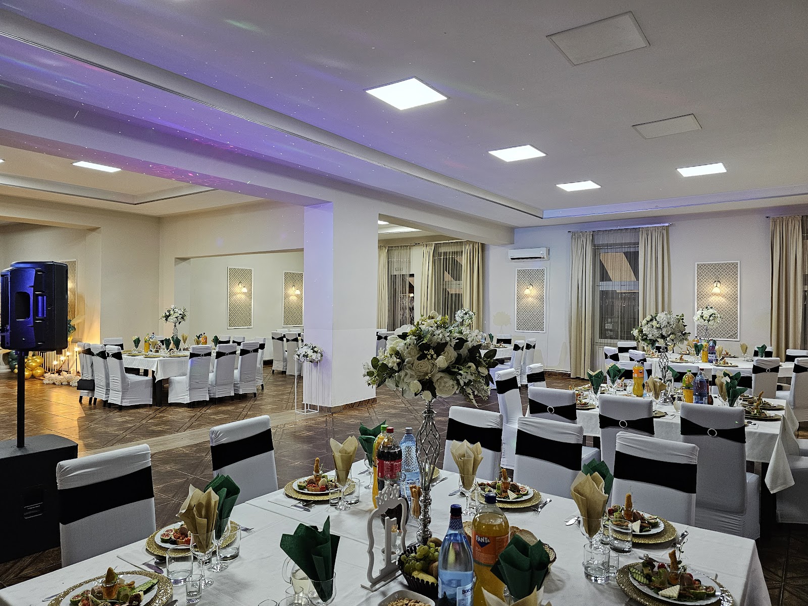 Restaurant Dari / Katering Lipău