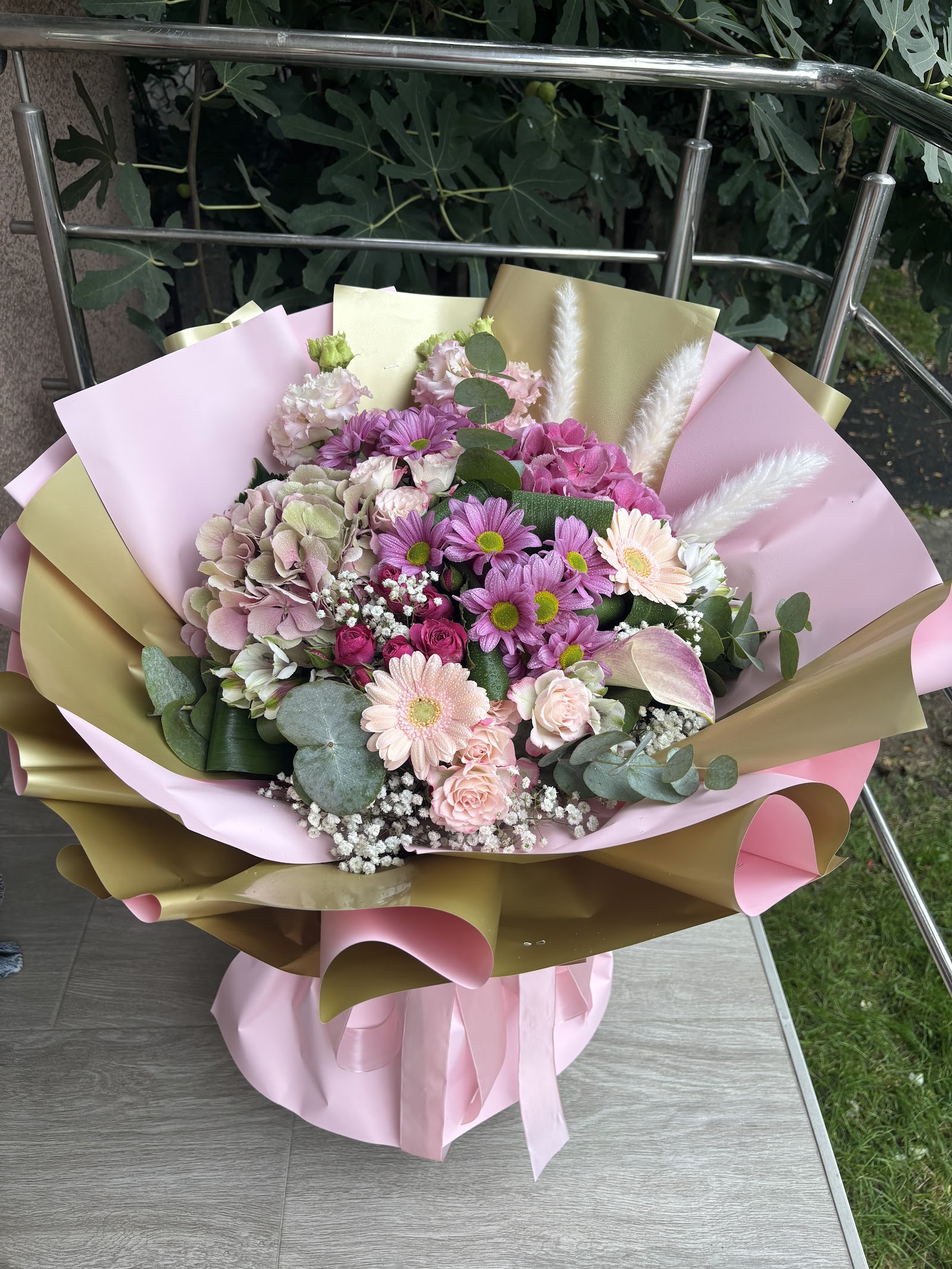 Honey Flowers & Gifts