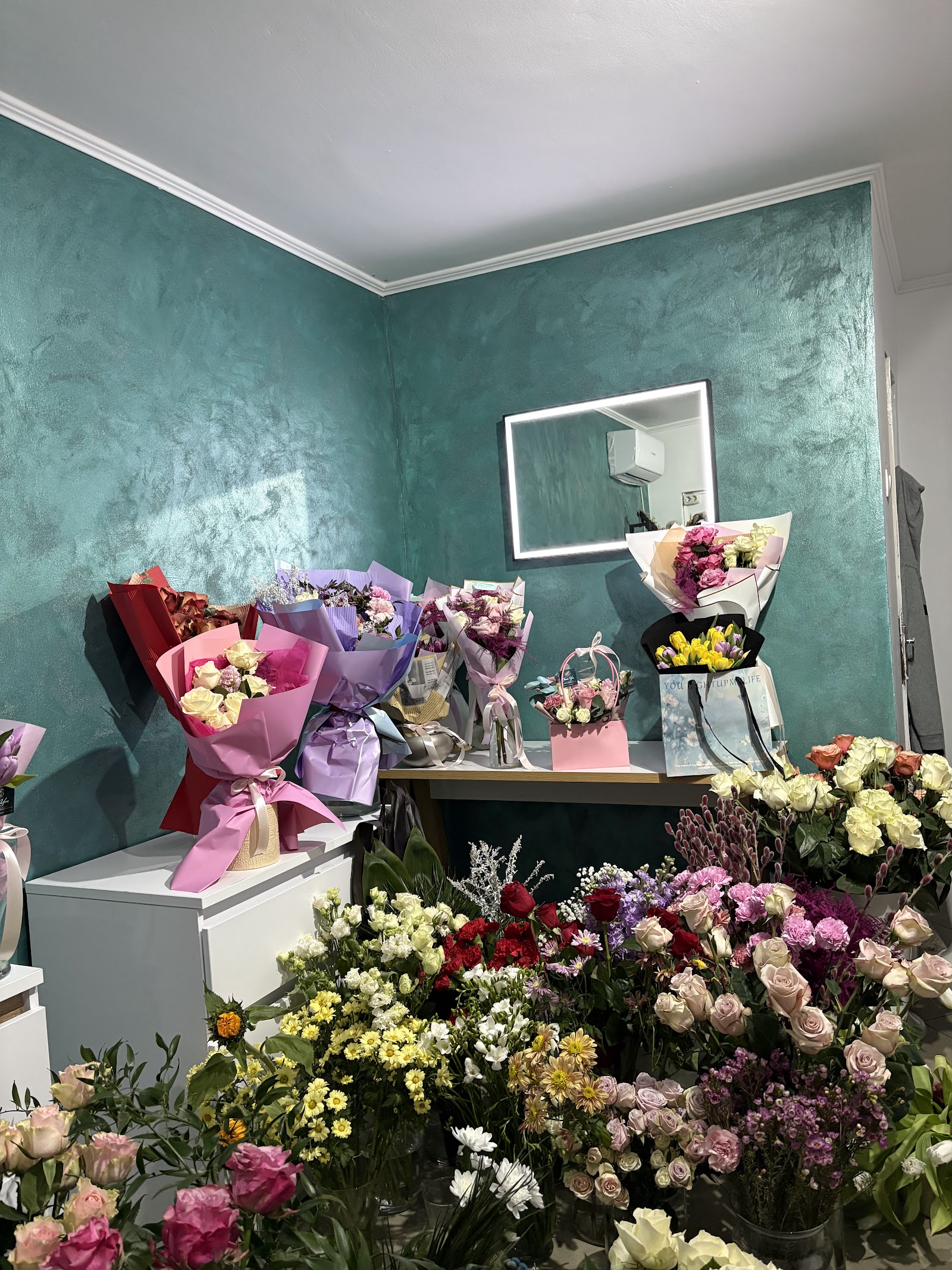 Zephir Flowers