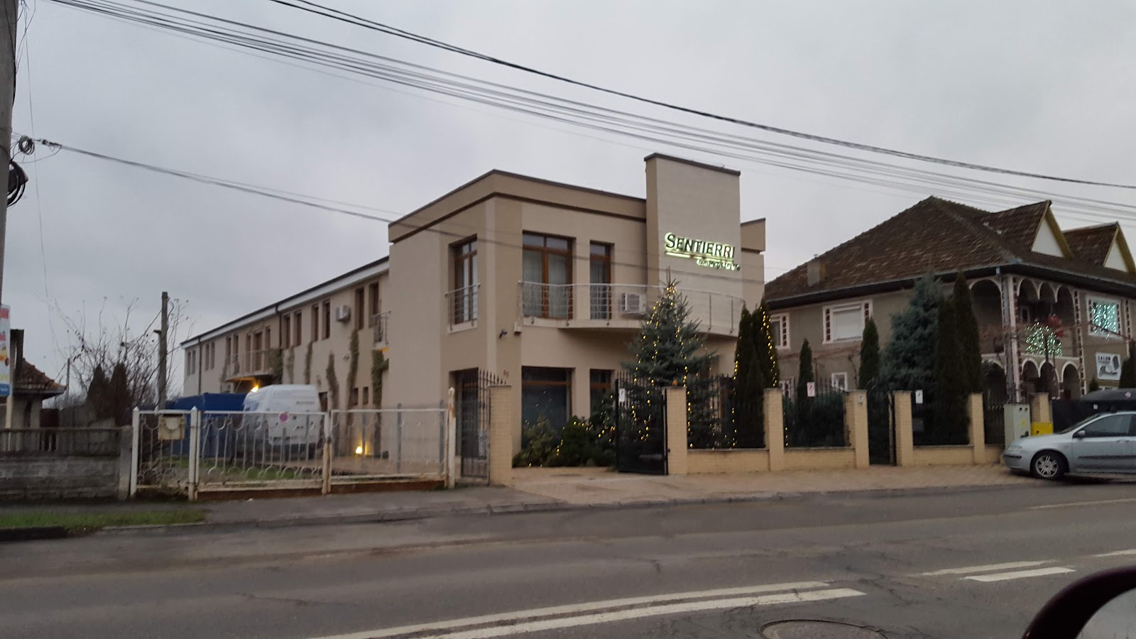 Sentierri