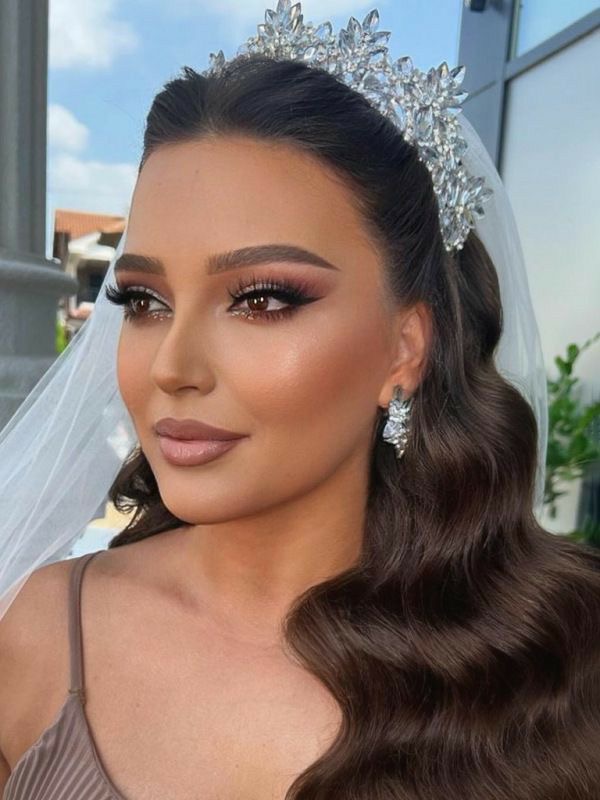 Daniela Gheorghe – Makeup Artist pentru Mirese și Beauty Elegant în București