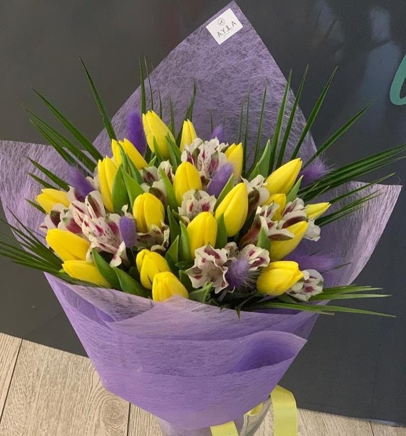 Aylla Flowers