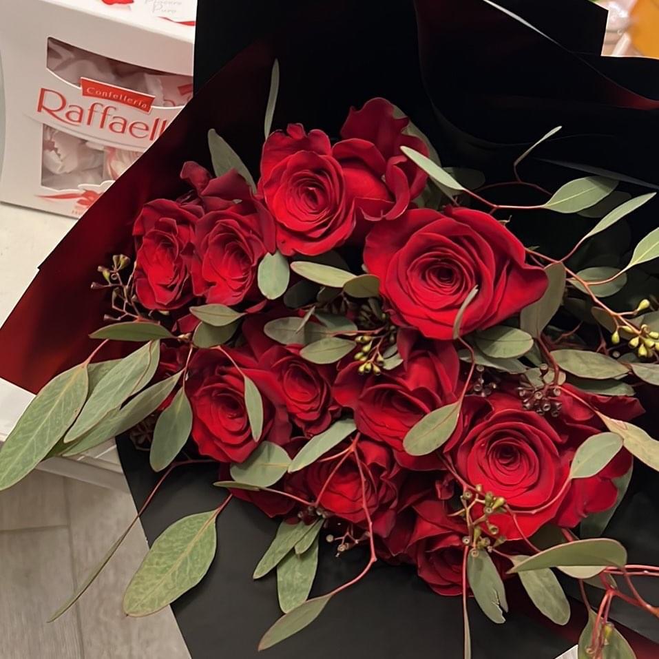 Aylla Flowers