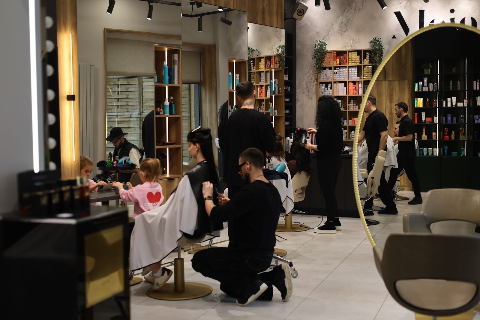Mojo the hair salon