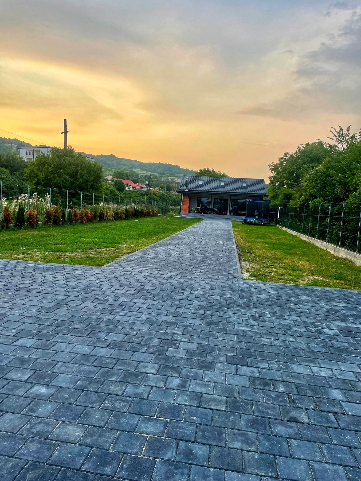 Casa Lacului Ostroveni