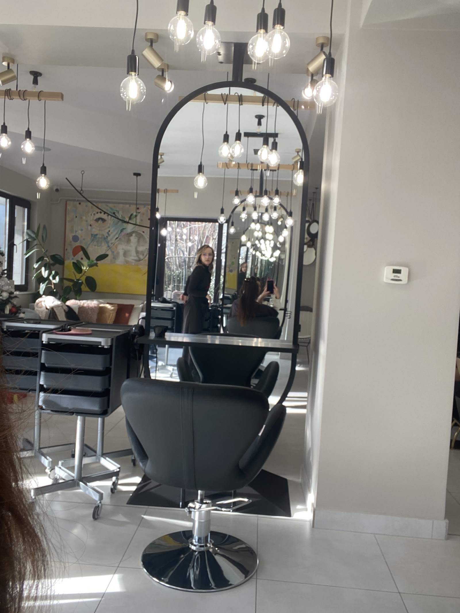 Entourage Salon & Academy