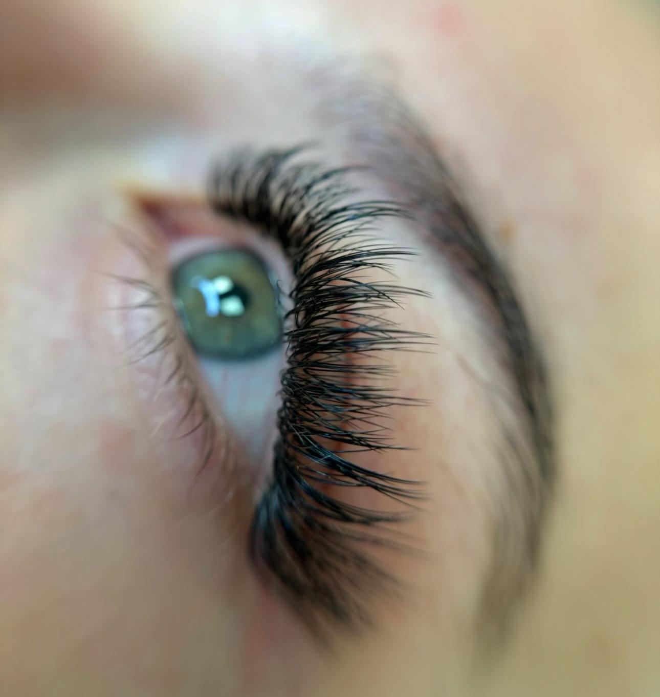 The Lash Lounge Bucuresti | Salon Beauty Premium