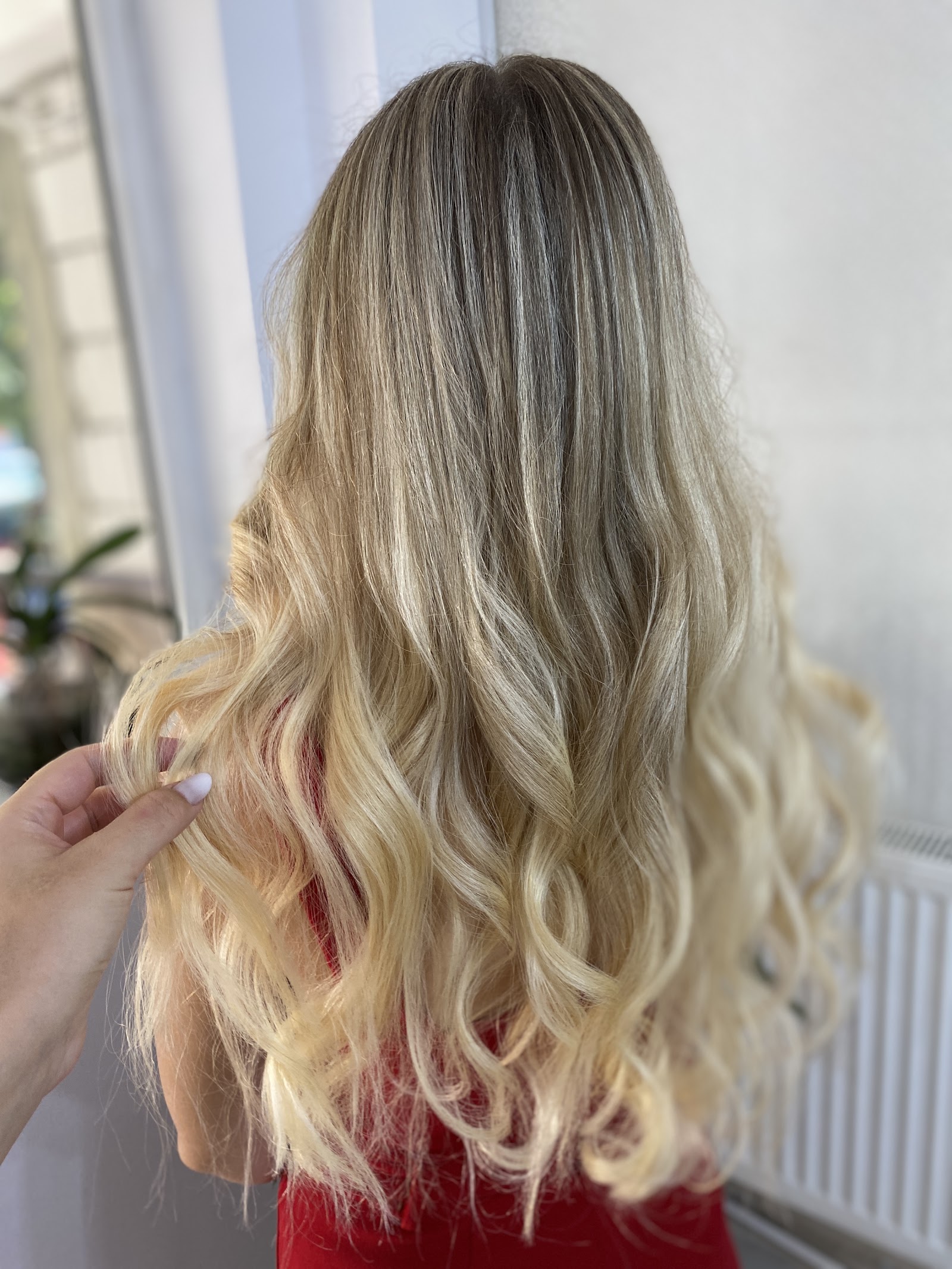 Salon Concept RED