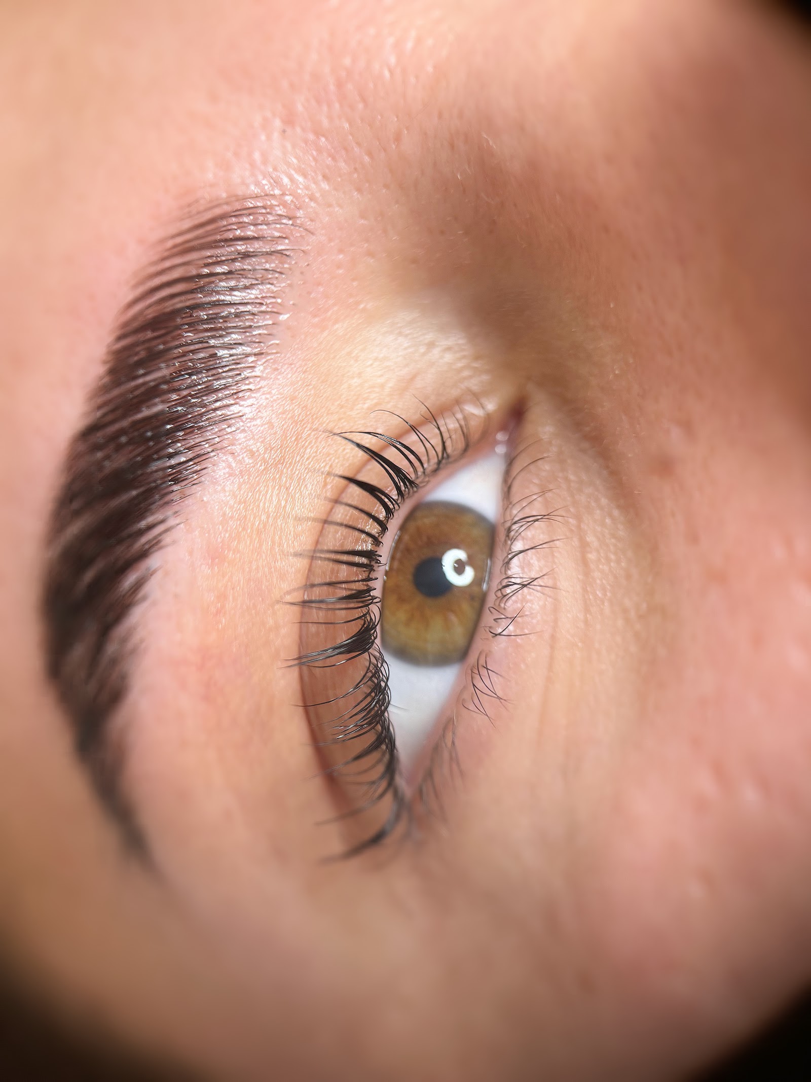 Andreea Iutiș Beauty Salon & Happy Lashes Bucuresti