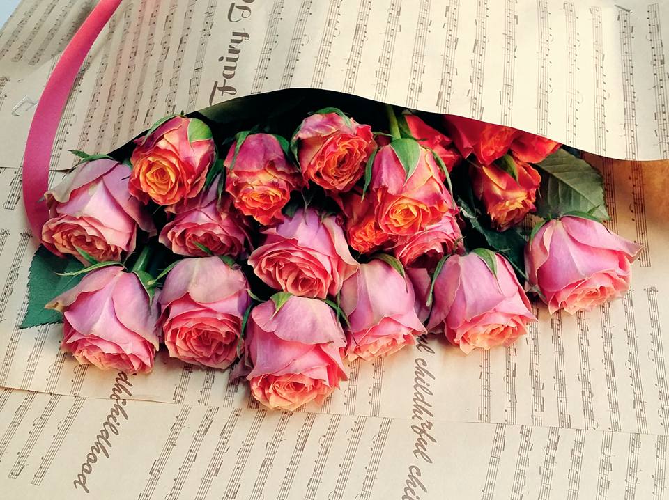 Queen Concept Flowers