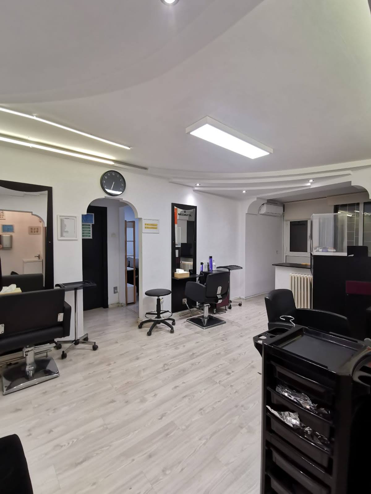CB Hair Salon