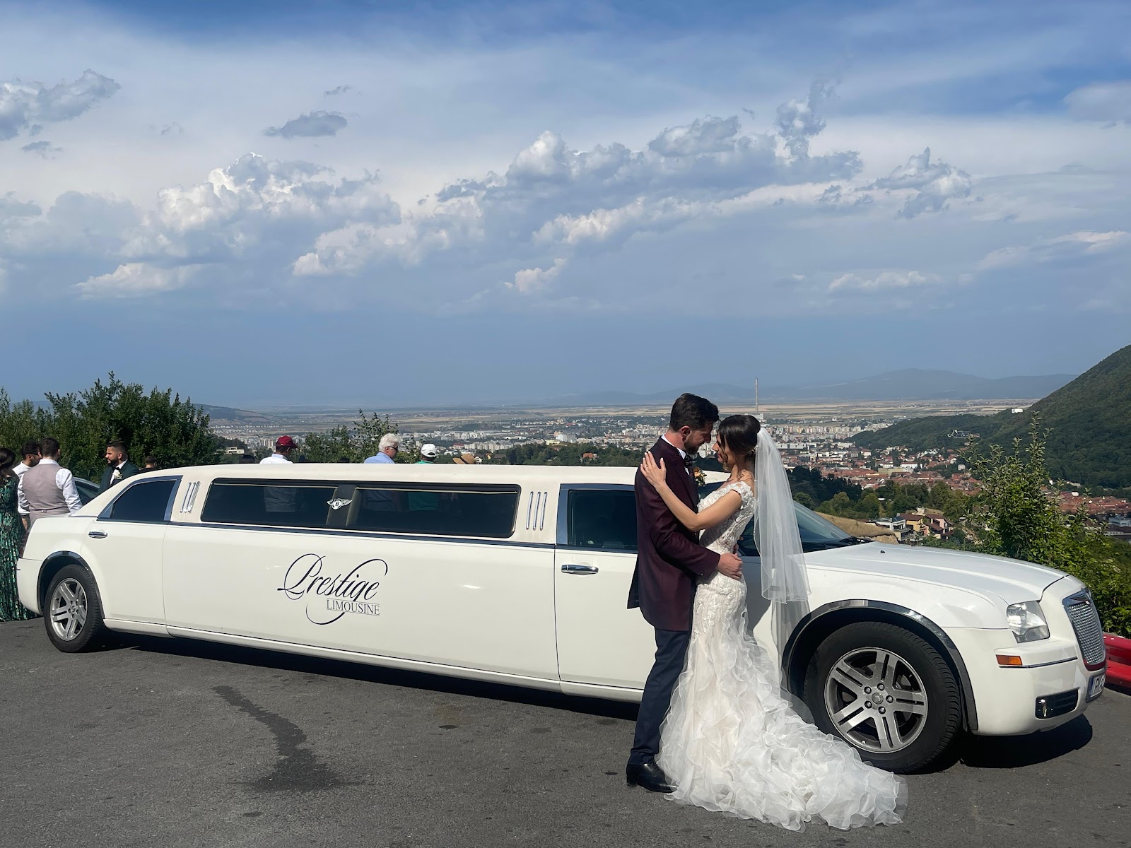 Prestige Limousine - limuzine de inchiriat