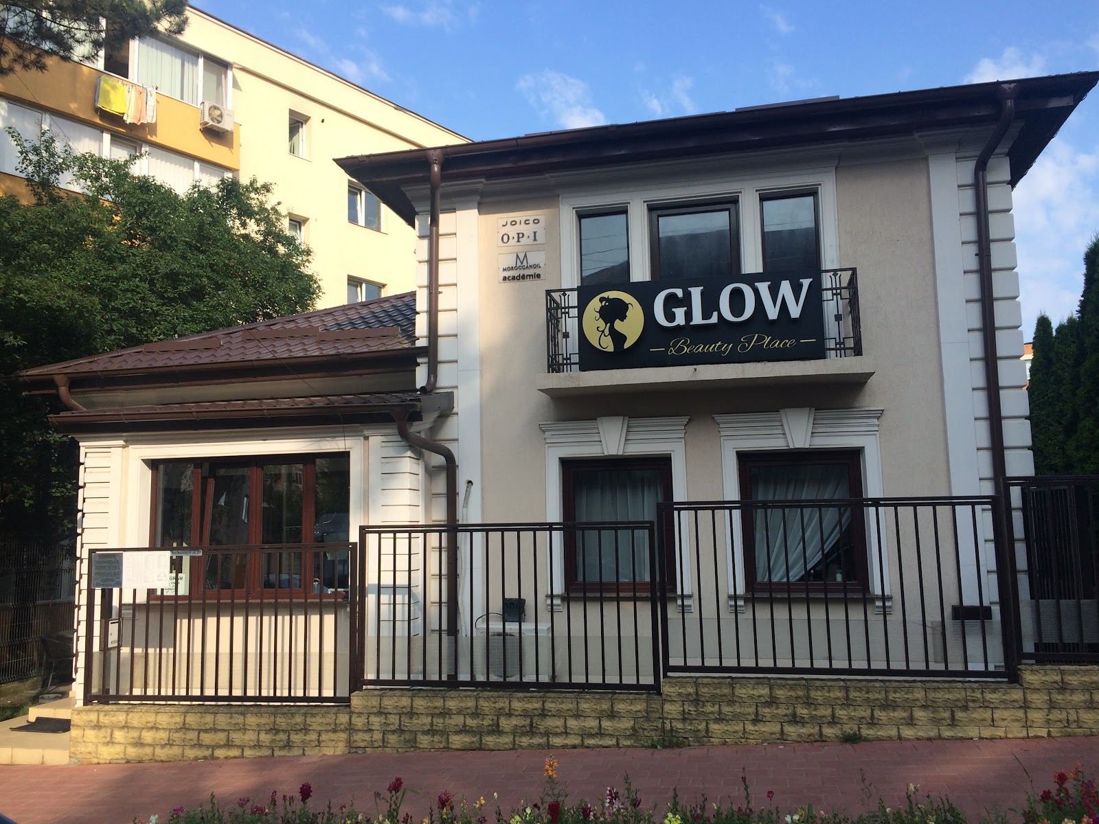Glow Beauty Place