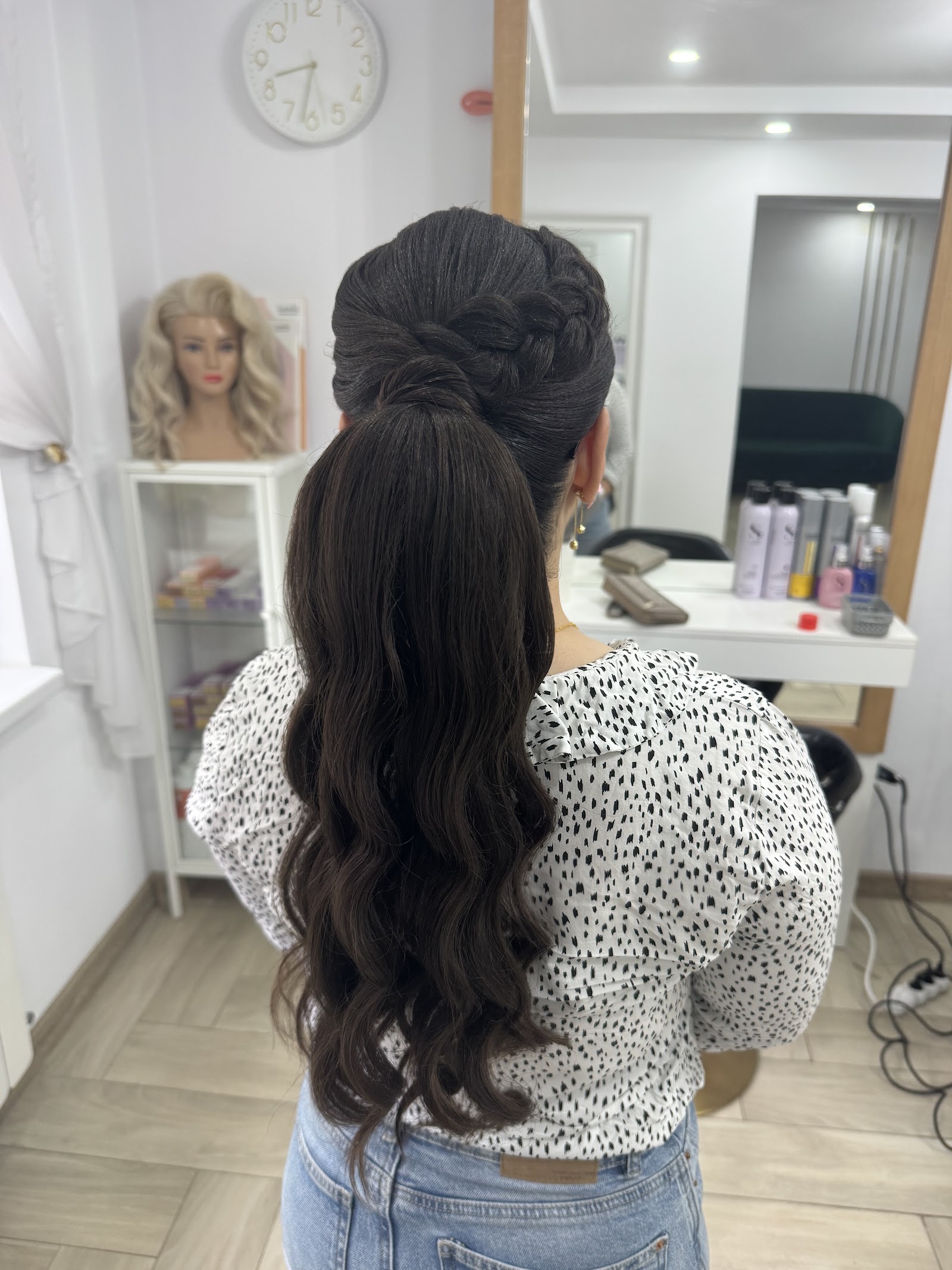Andreea Hair Studio