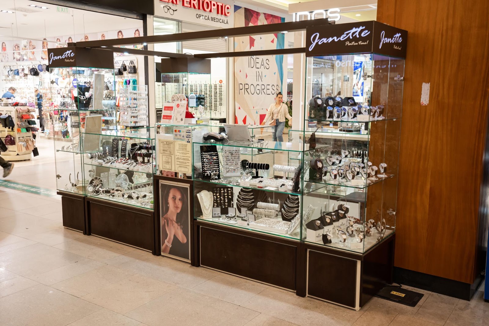 JANETTE -Bijuterii din Argint- Iulius Mall Suceava