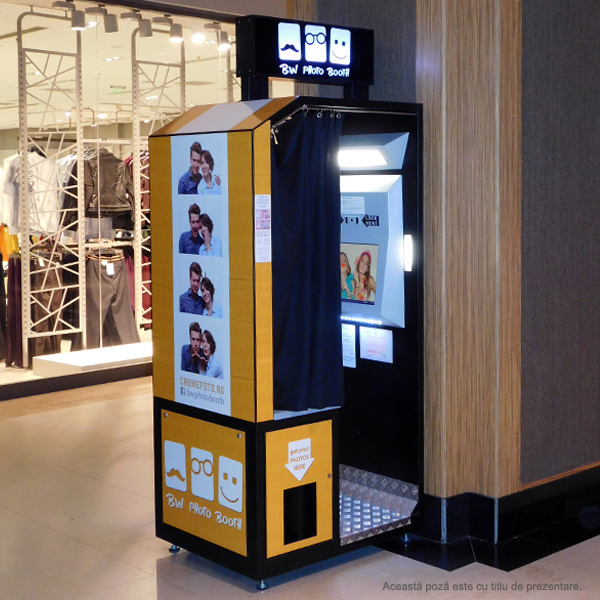 BW Photo Booth - Cabină foto - Iulius Mall Suceava