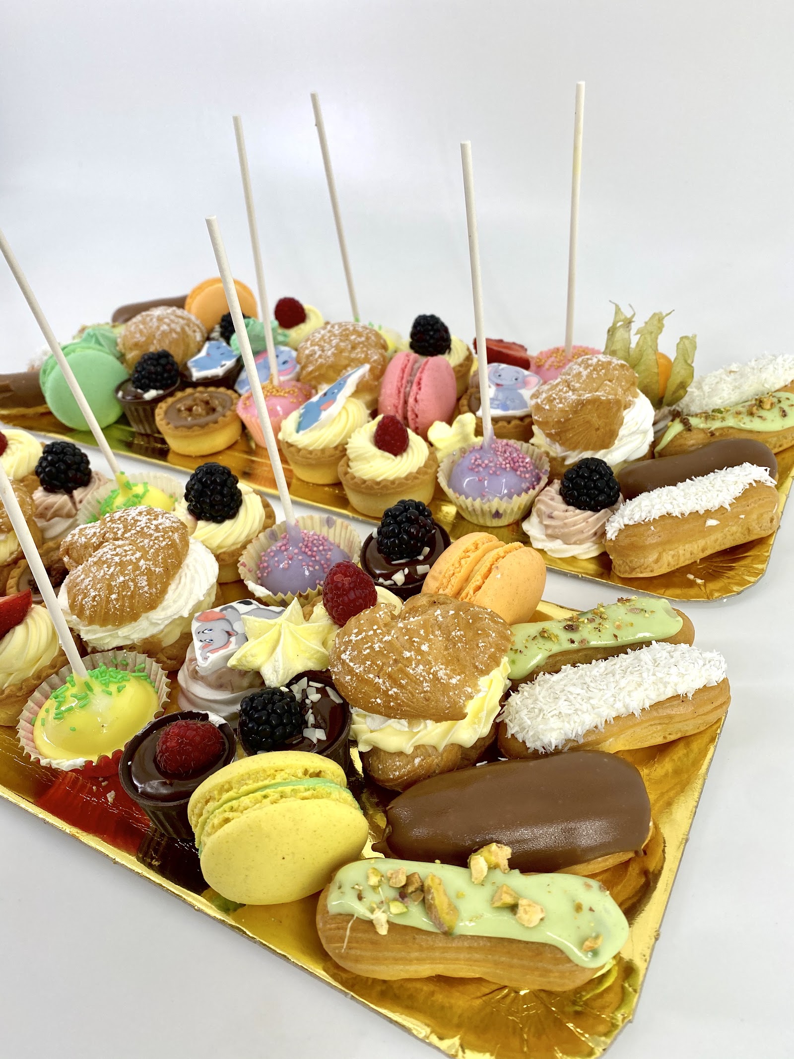 Cofetaria Magic Cake Gara