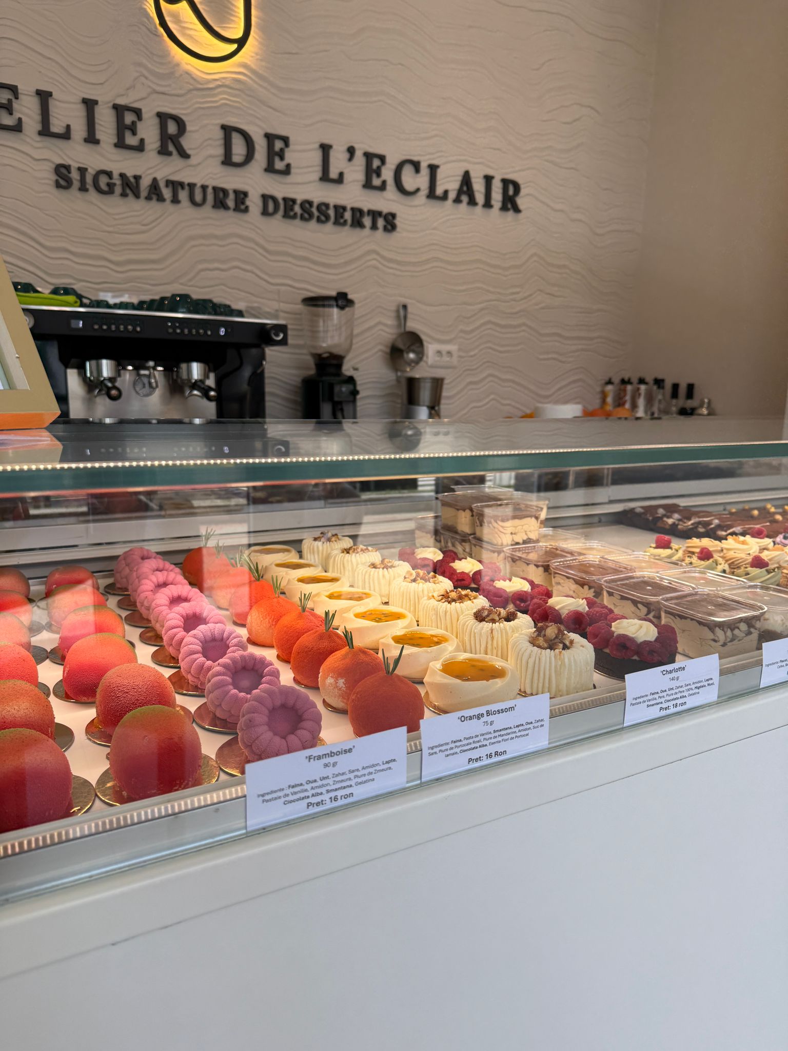 L'Atelier De L'Eclair - Signature Dessert