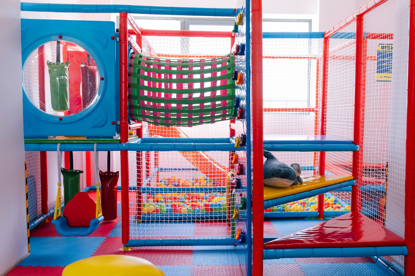 Hip Kids Club: Petreceri Private & Loc de Joacă Piatra Neamt