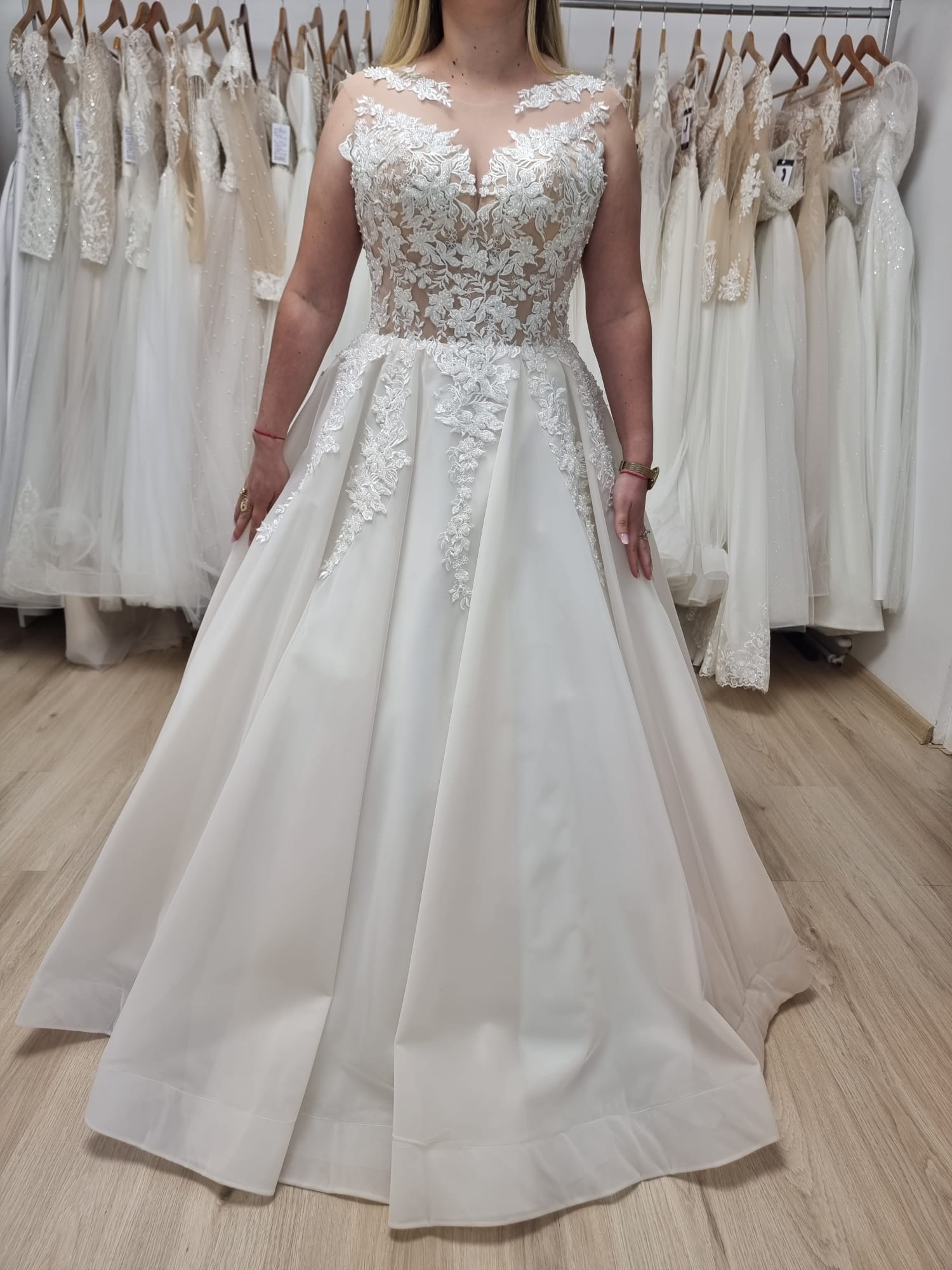 Rochii de mireasă ieftine Ely beauty Piatra neamț