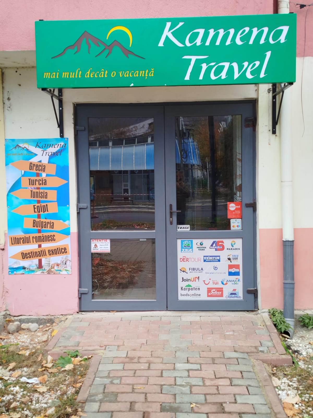Kamena Travel