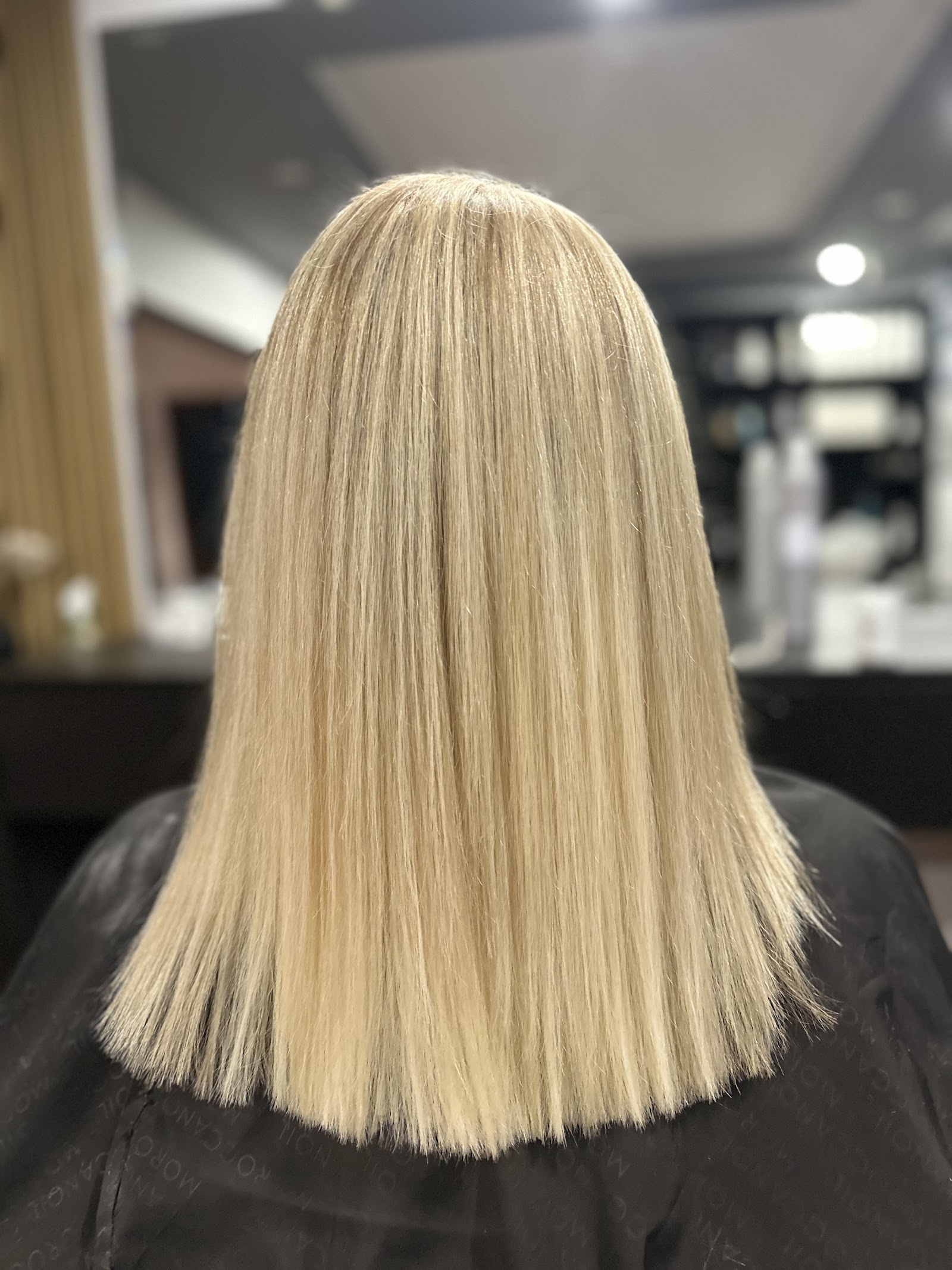 Salon Accent Distinctive Look by Iulia Rosu