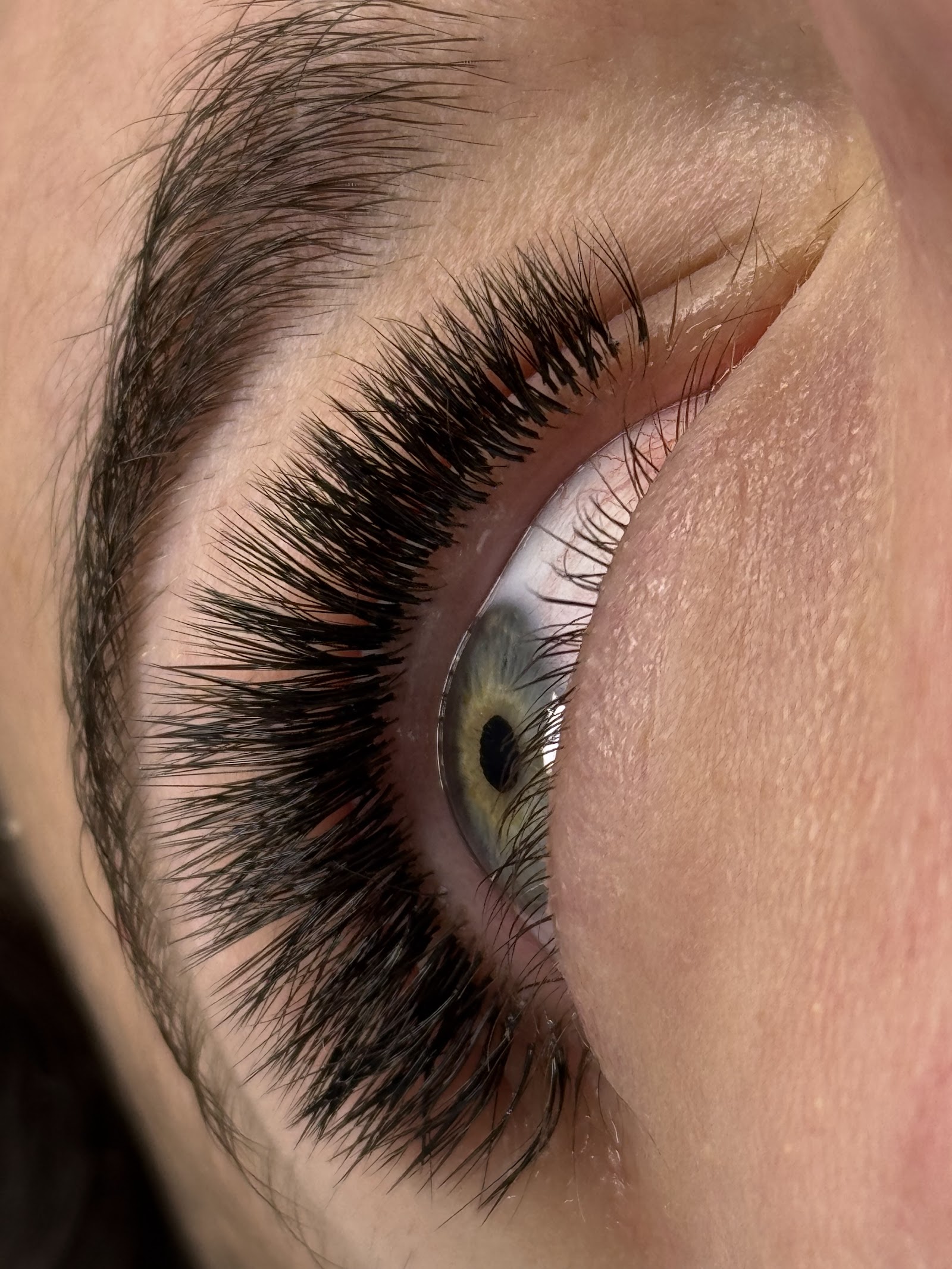 Extensii gene fir cu fir, curs de bază extensii de gene 1-3D, Makeup by Gabriela Piatra Neamt