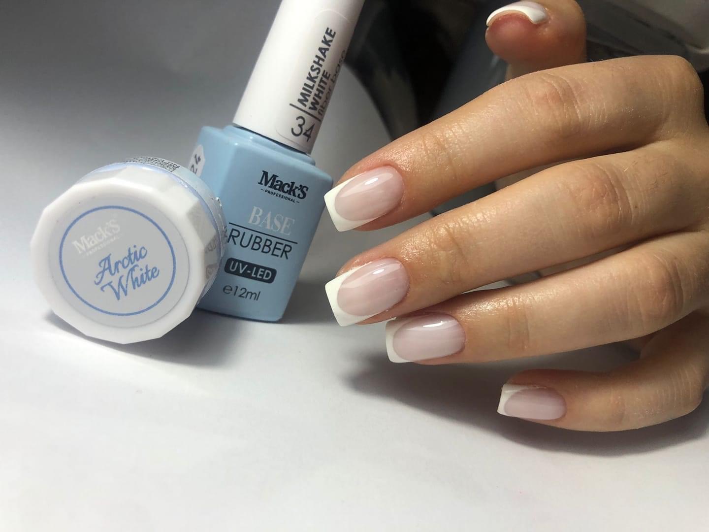 COSTIȘ - Nails Studio