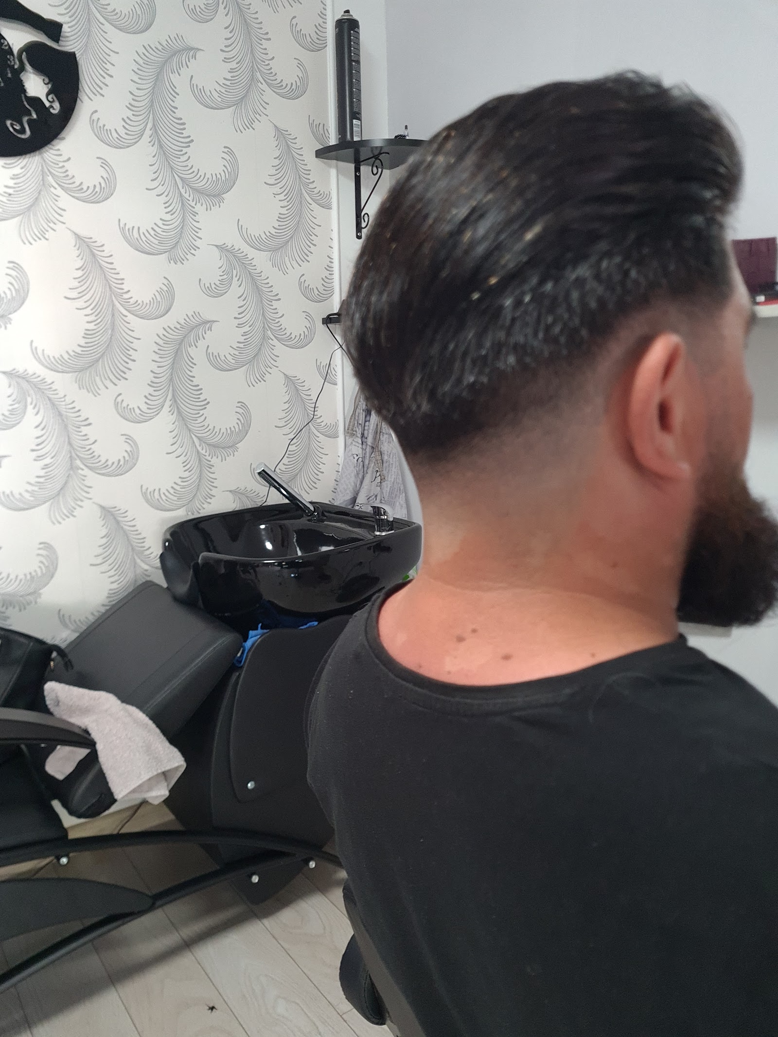 SALON COQUETTE