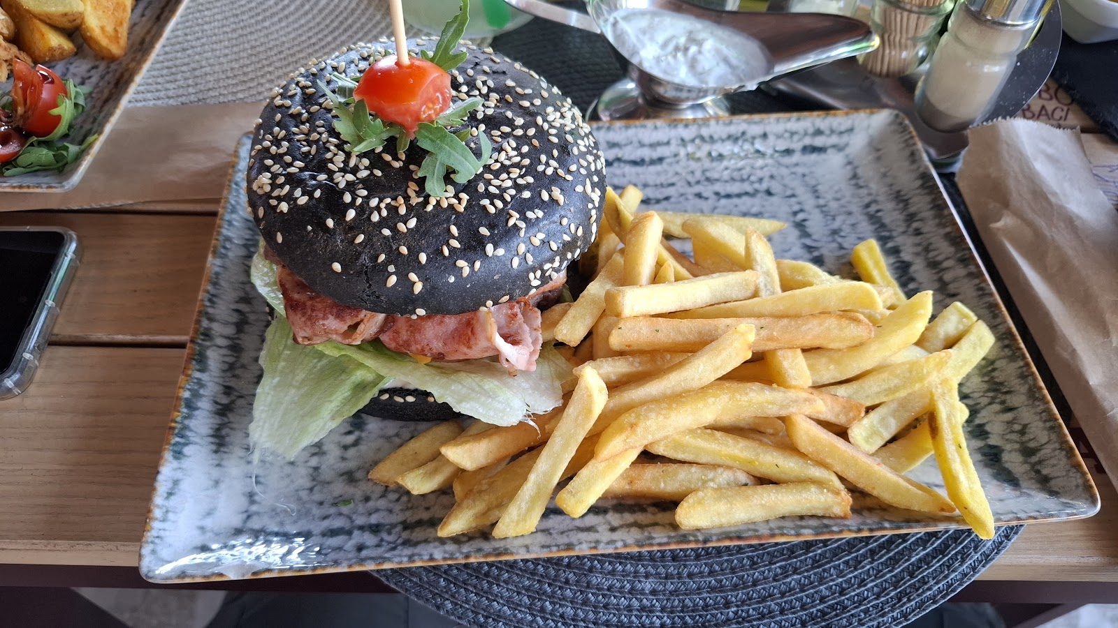 TOOD FOOD