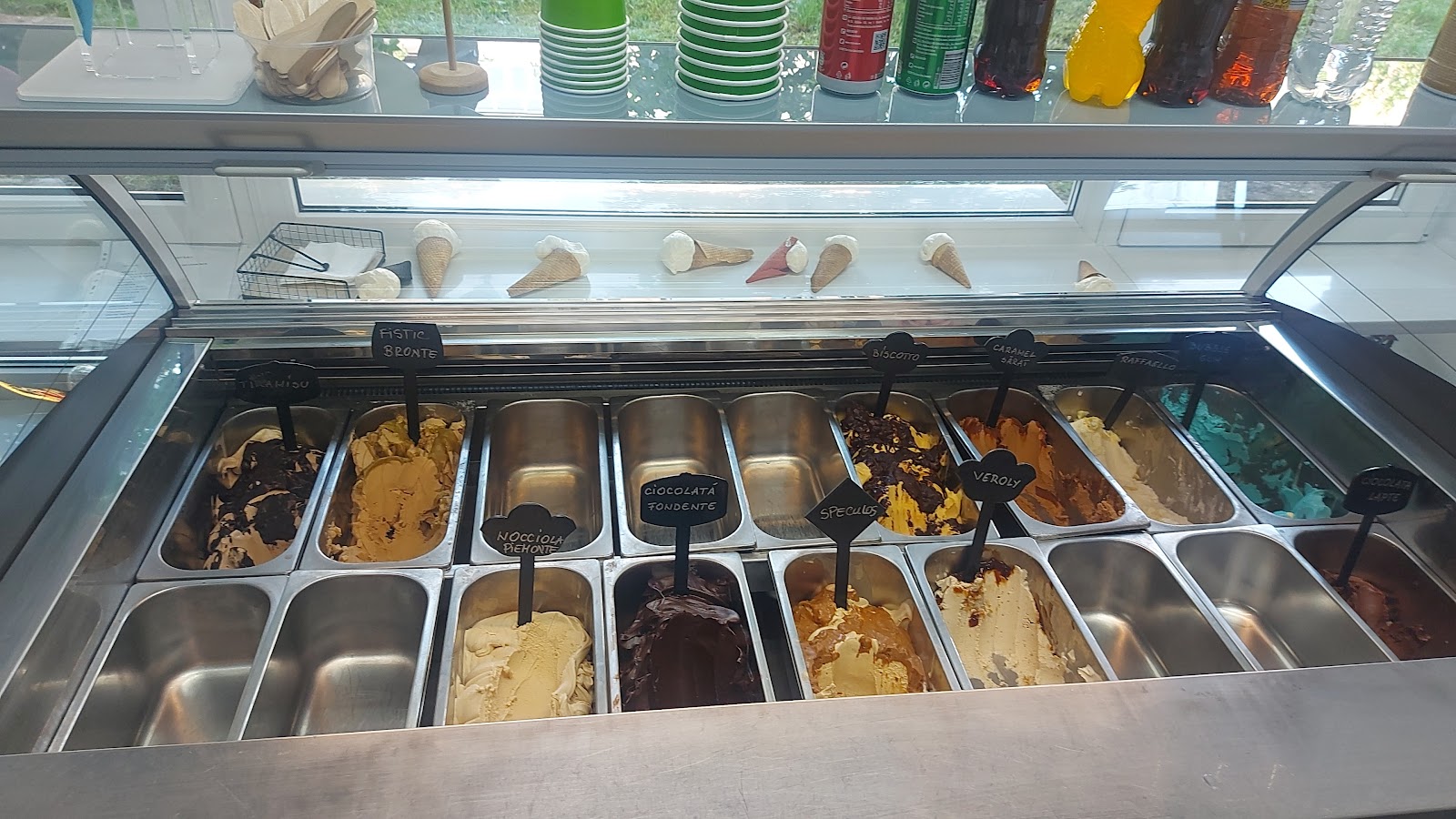 Cofetăria Gelateria Veroly