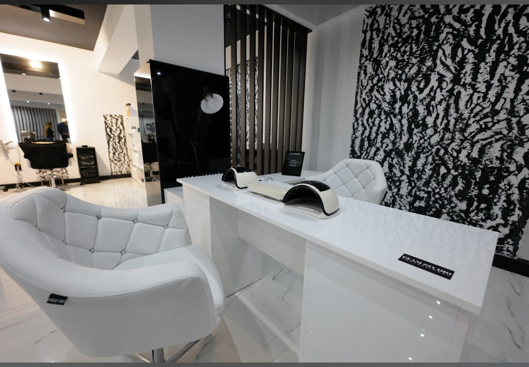 Glam Studio Professional