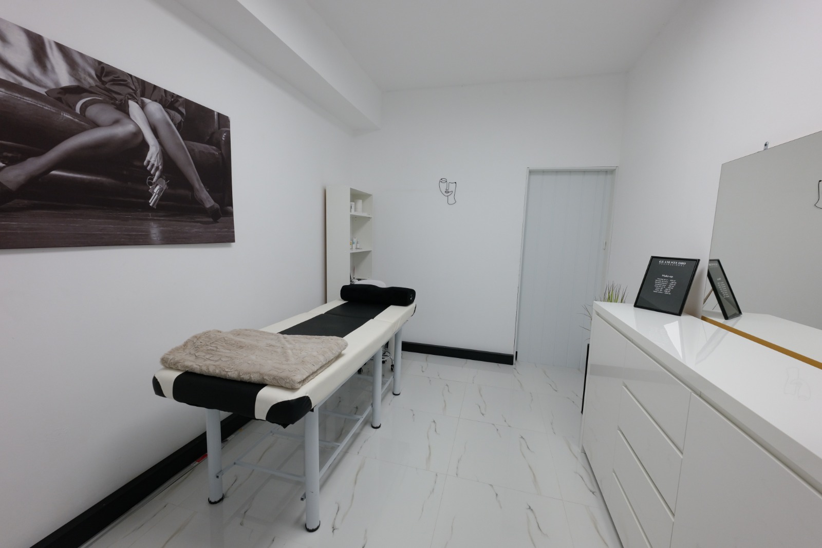 Glam Studio Professional