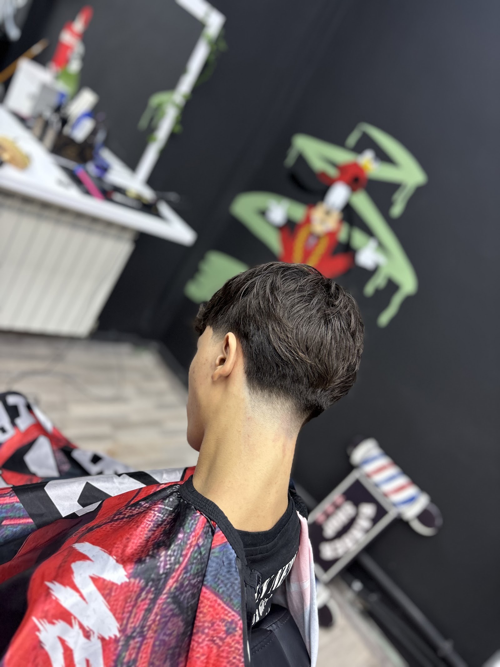 gufiSpace BARBERSHOP