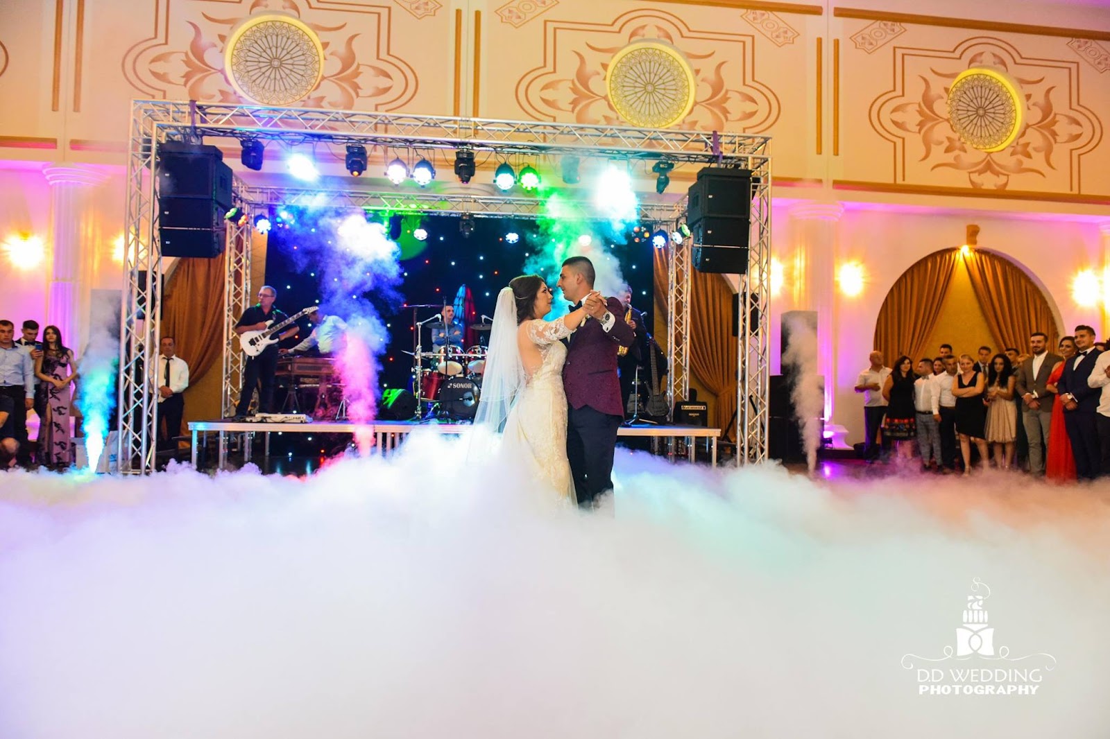 DD WEDDING PHOTOGRAPHY