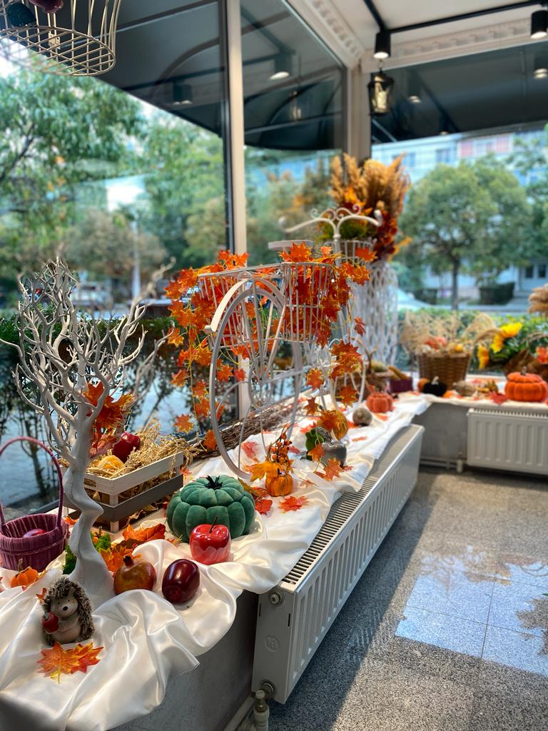 AriMarie Flowers&Decor