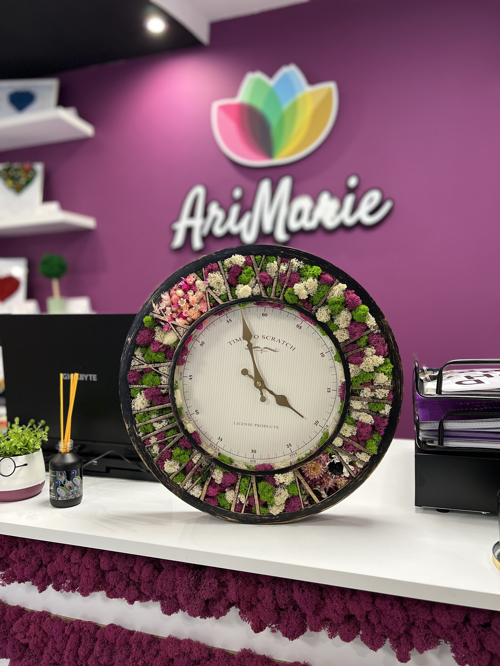 AriMarie Flowers&Decor