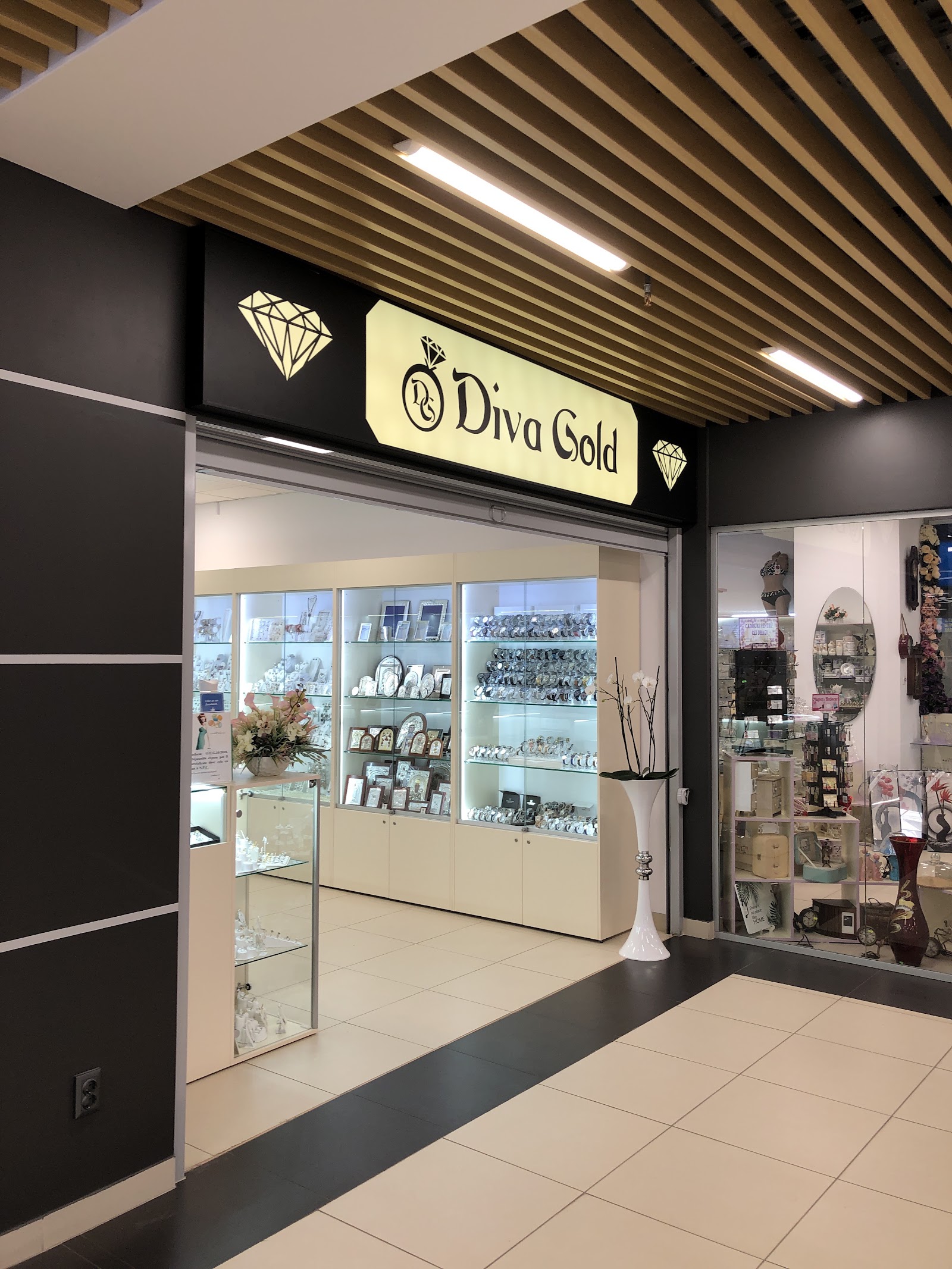 BIJUTERIA DIVA GOLD