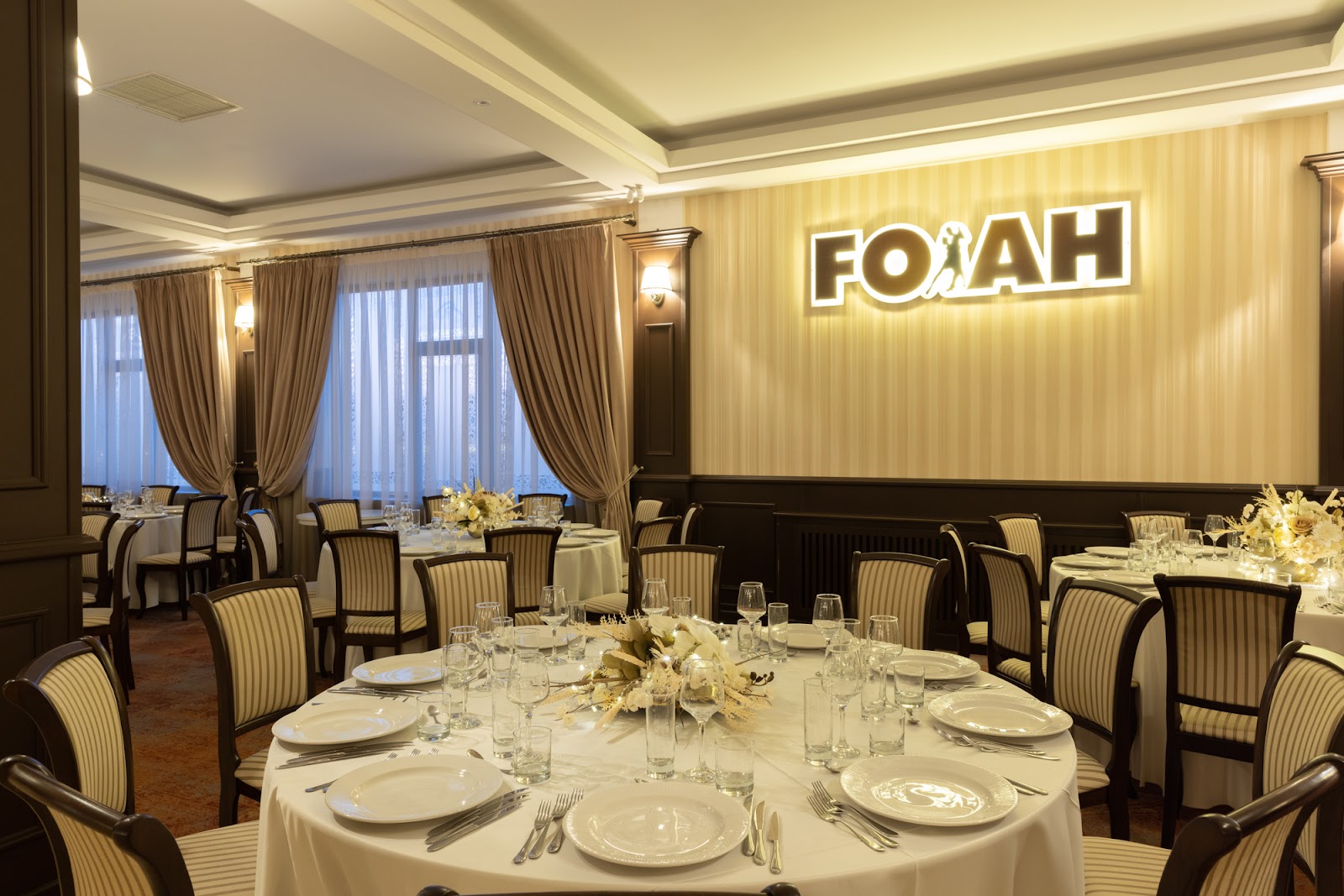 FO AH Salon Evenimente Targoviste