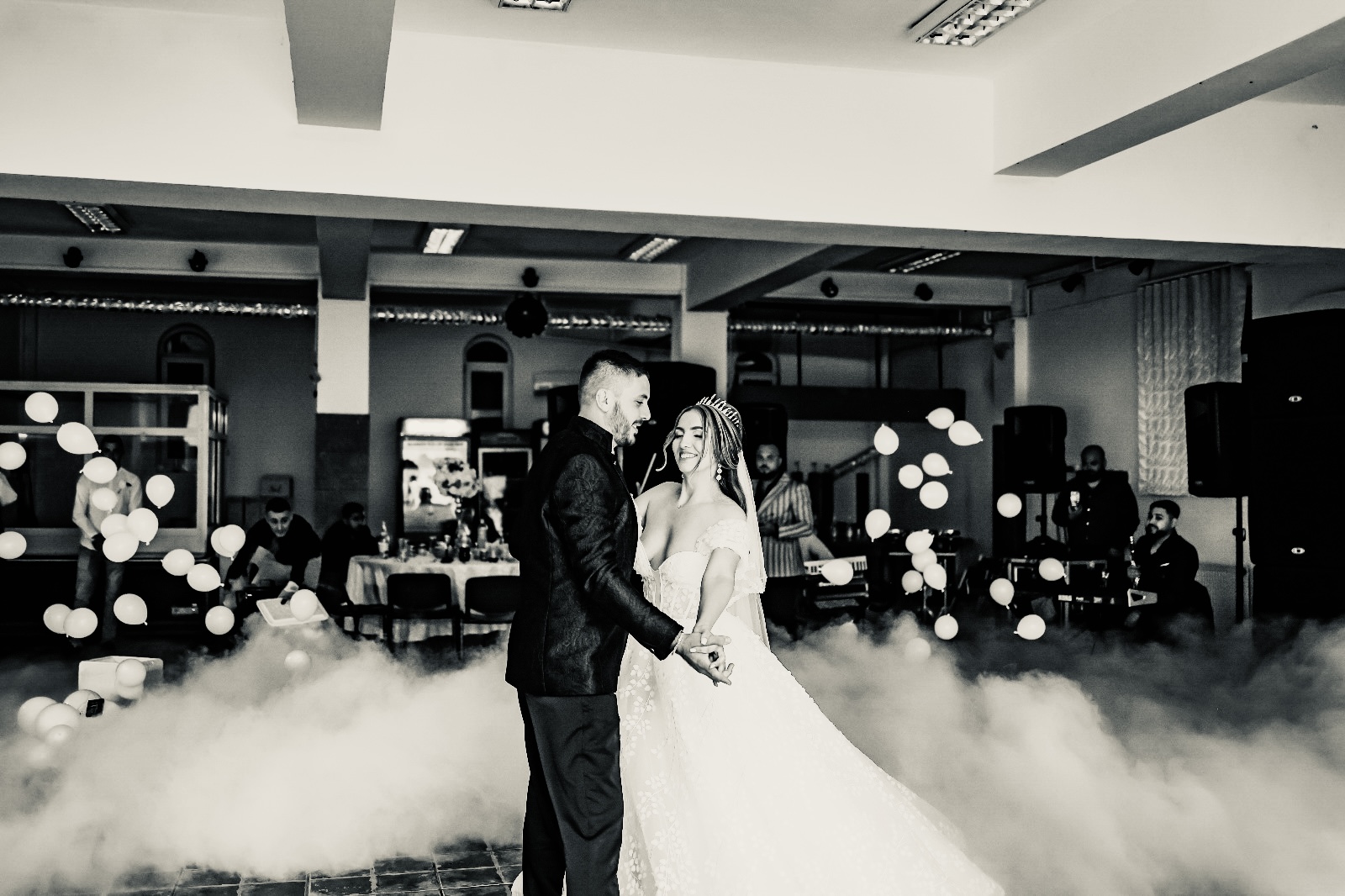 Rux Events 360 - Platformă Video Booth 360°, Cabină Foto, Oglindă foto, Fum Greu, Baloane Explozive Târgoviște