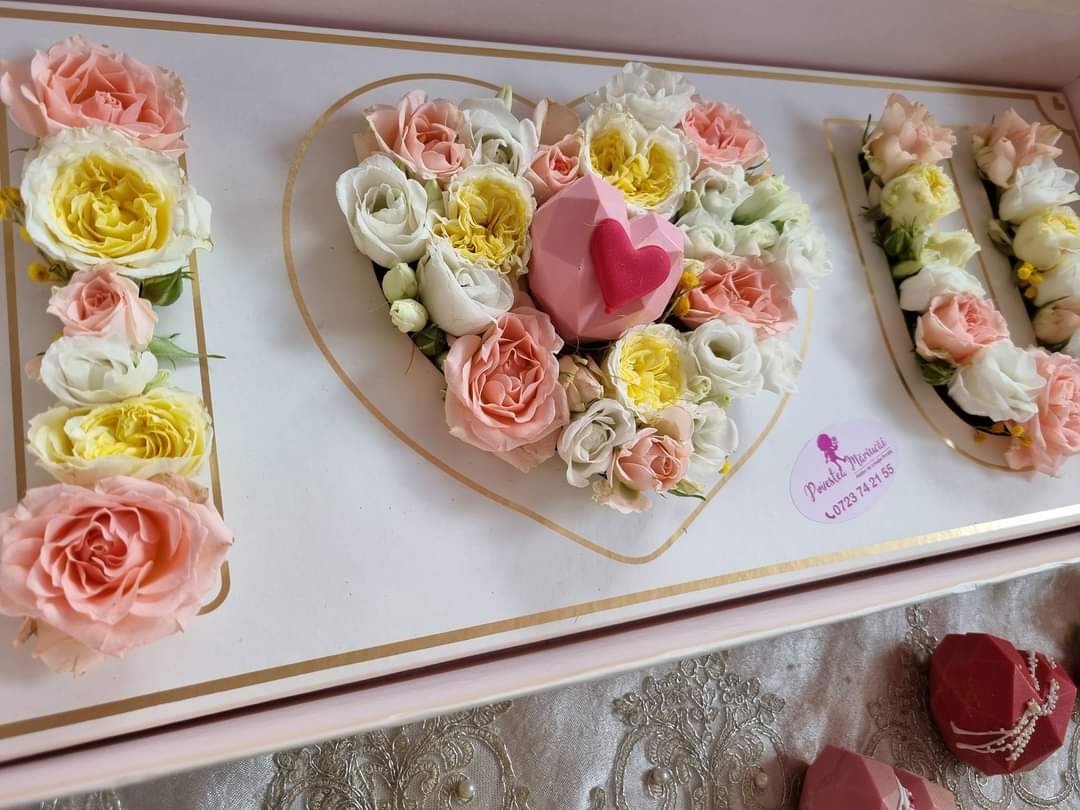 Flori Targoviste/Atelier de creatie florala