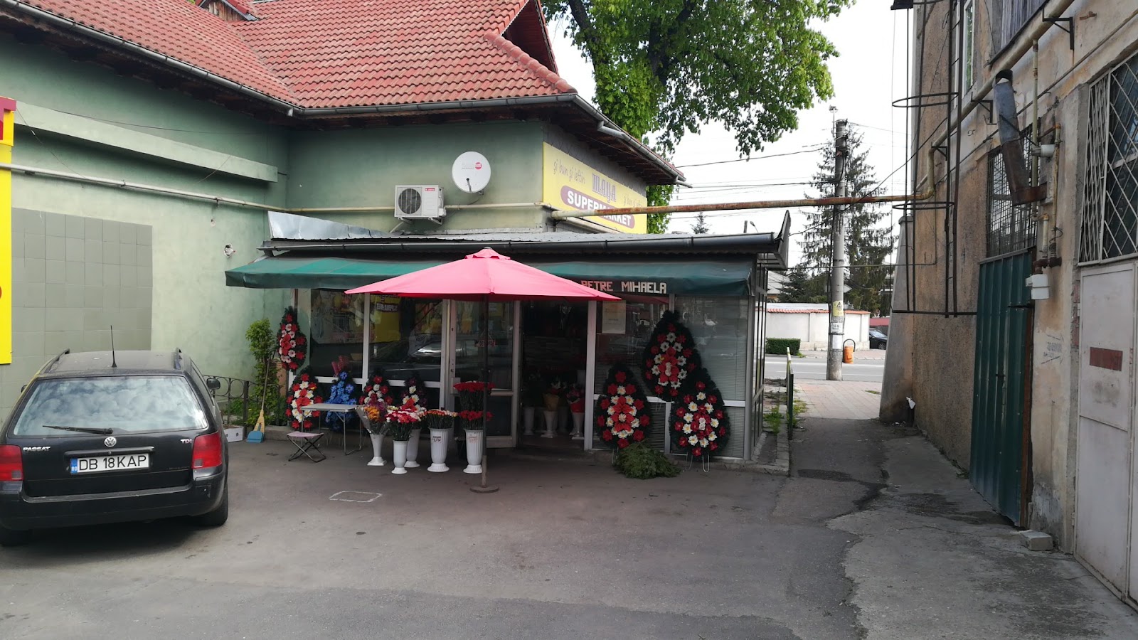 Florăria Ela Piața 2 Brazi