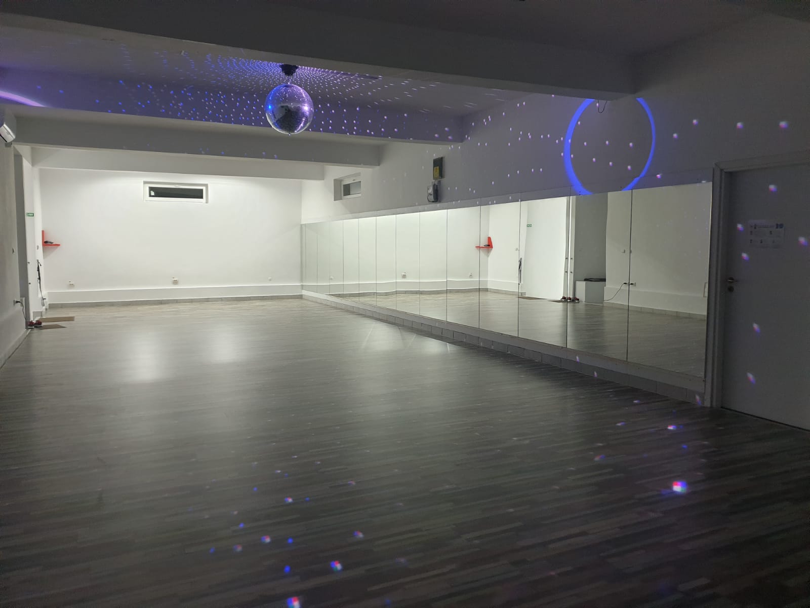 Dance Vision Bucharest- Romania - Cursuri Dans