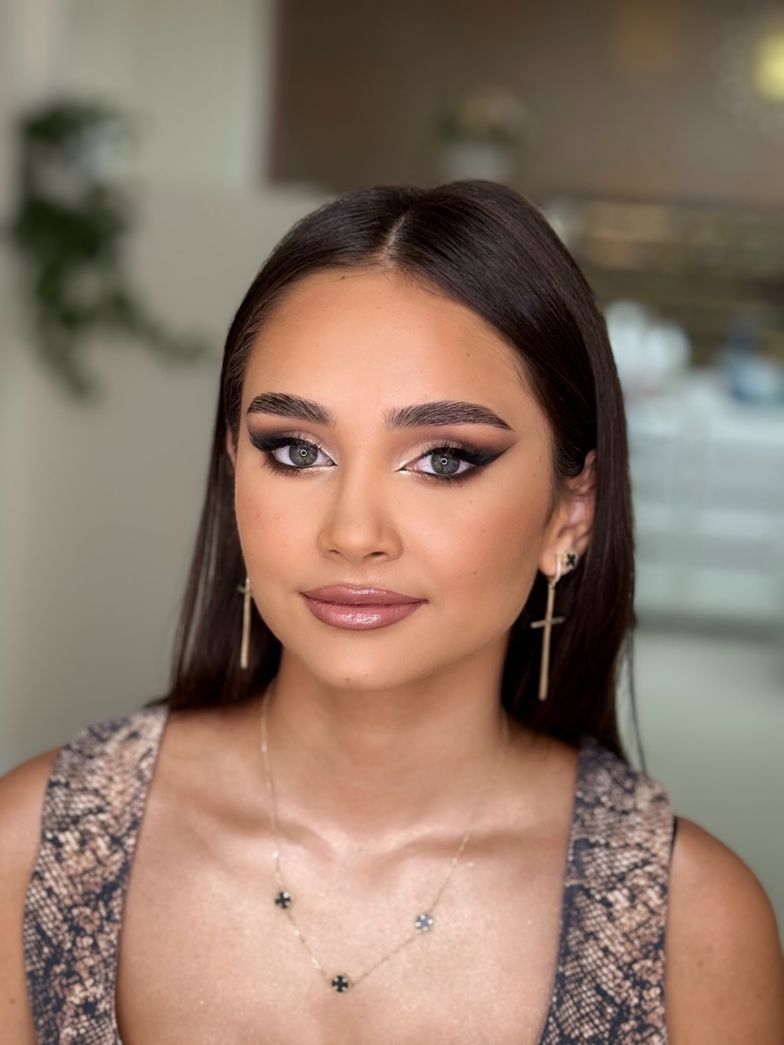 Alex Makeup Artist