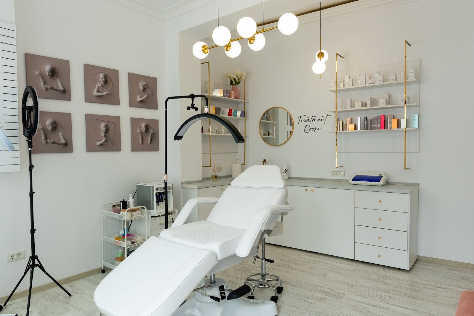 Maison LuLu Beauty Corner